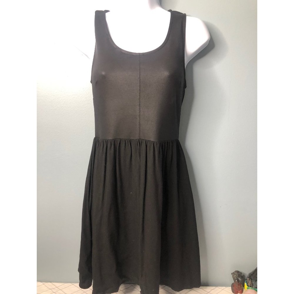 Gracie Black dress small